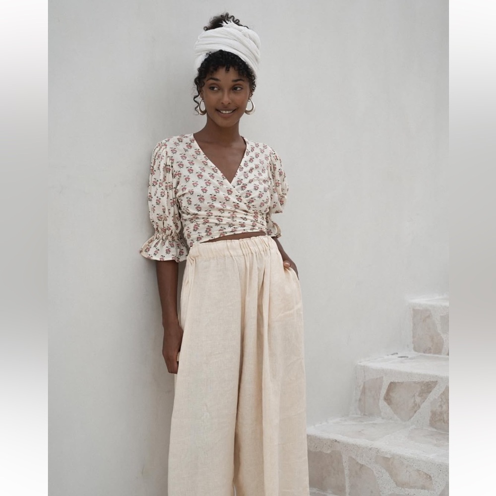 NWOT Daughters of India Meera Wrap Top